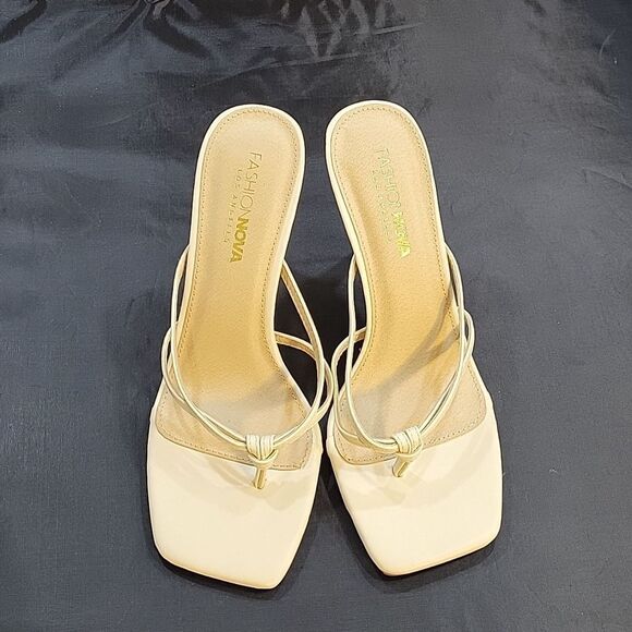 BRAND NEW FASHION NOVA HIGH HEEL STILETTOS SQUARE TOE SANDAL - Picture 3 of 16